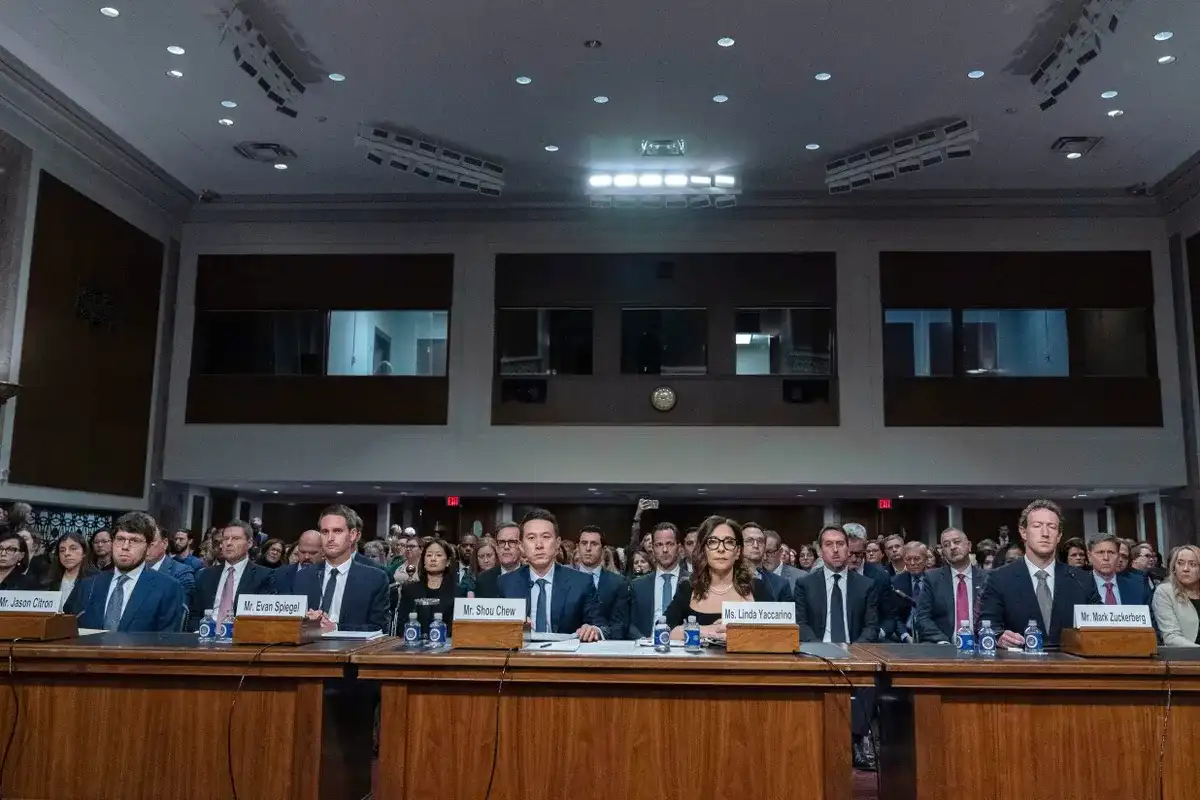 Mark Zuckerberg, CEO da Meta, durante testemunho ao Comitê Judiciário do Senado, em foto de 31 de janeiro de 2024.