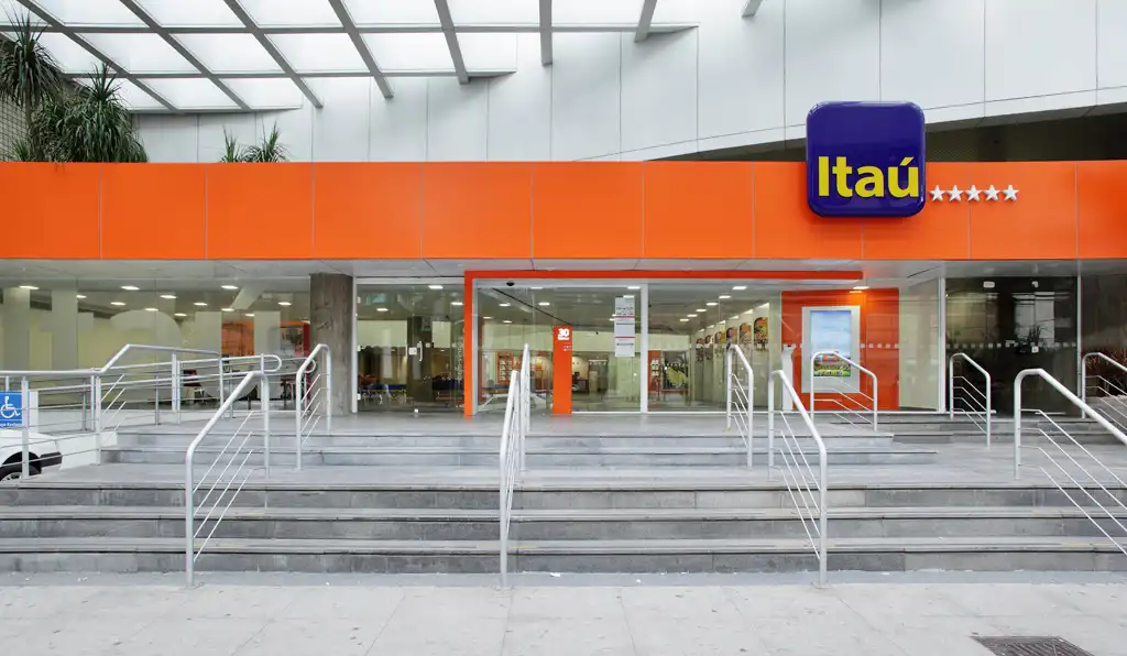 Falha no Itaú: Compras de R$ 6 mil zeram limite de clientes